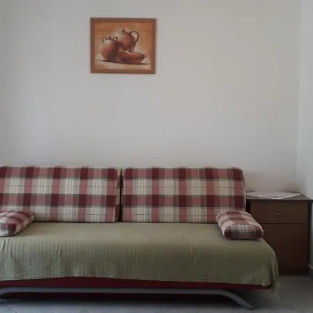 Apartmani Cvita, Small Apartment * Račišće